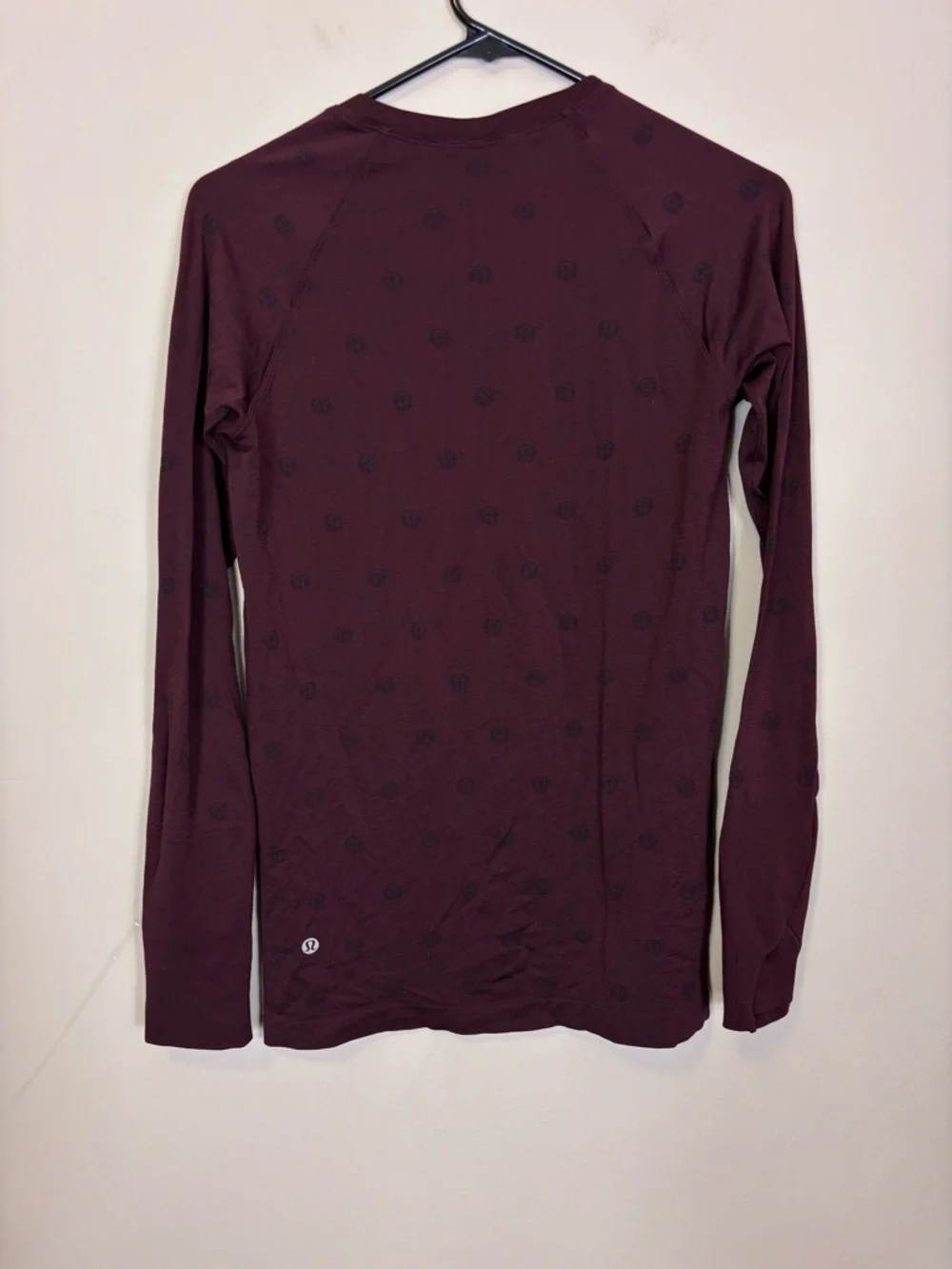 lululemon athletica Long Sleeve Crewneck Top Maroon Top with Logo Dot Print 8